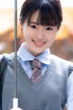 白城 リサ（しろきりさ）